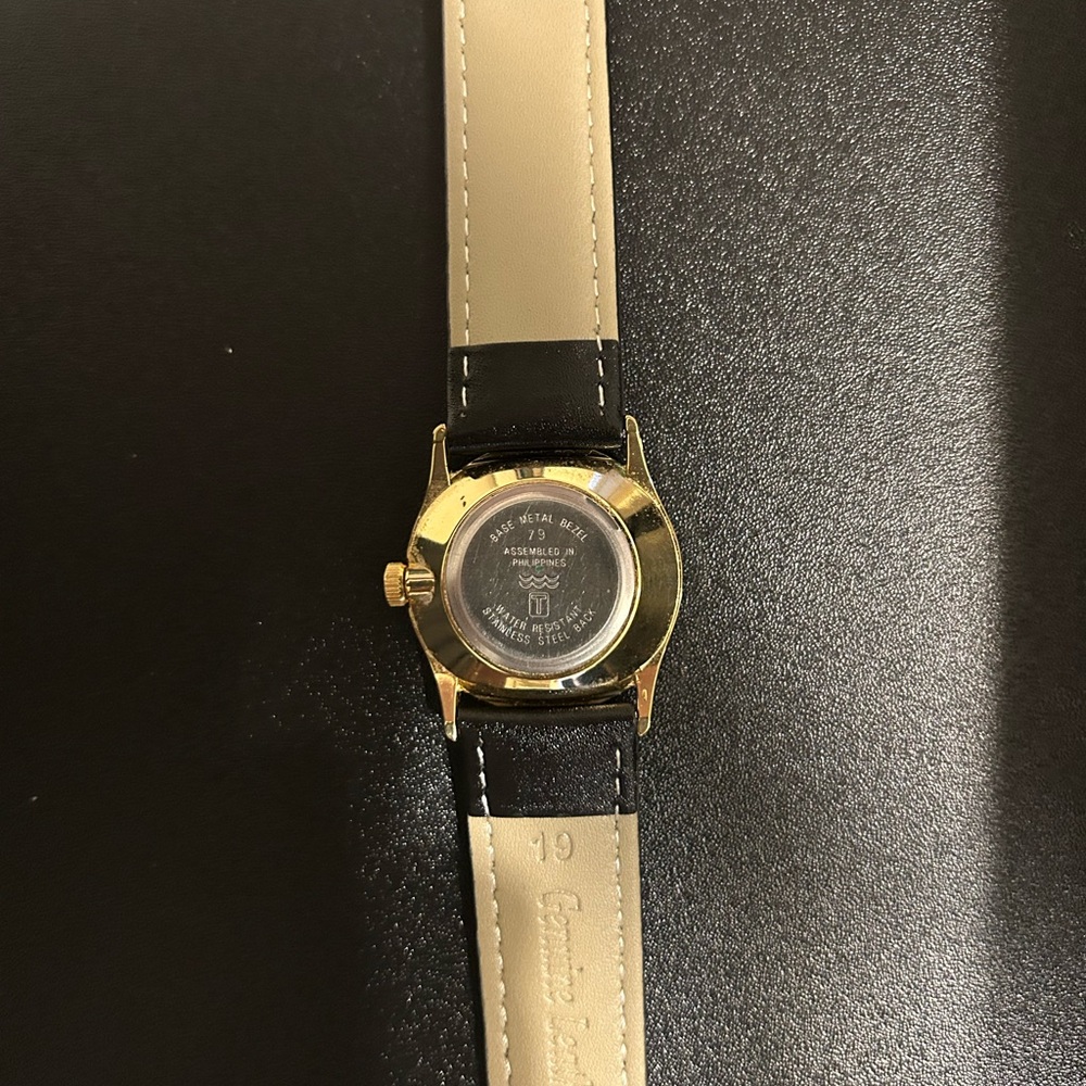 Timex Mechanical Watches - Picture 5 of 5